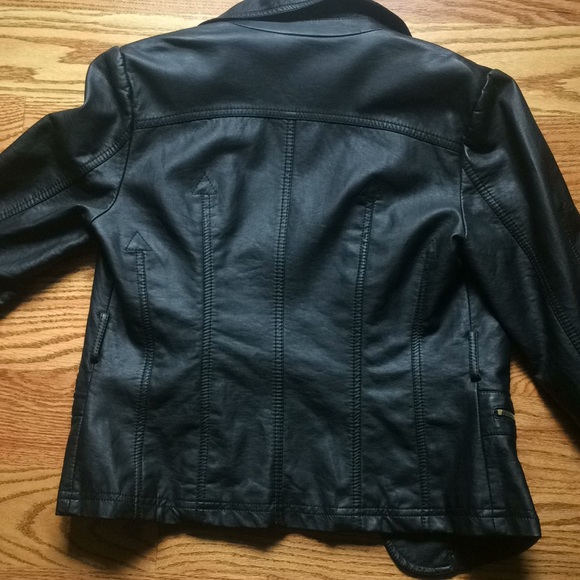 Leather jacket - Picture 2 of 2